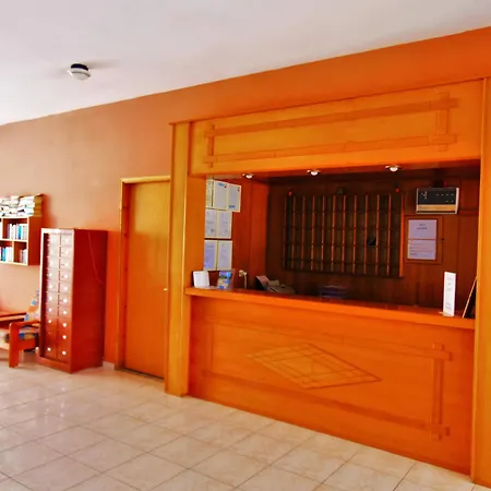 Oasis Apartahotel Tigaki