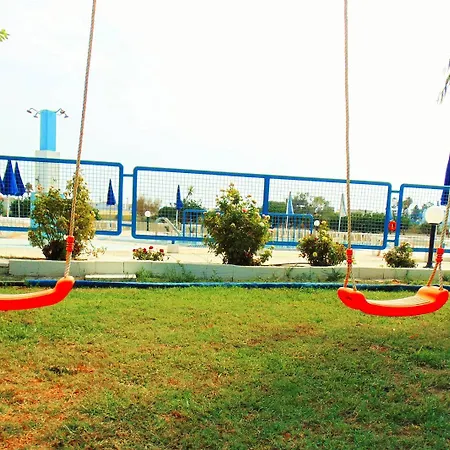 Aparthotel Oasis 3*