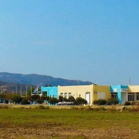 Aparthotel Oasis 3*