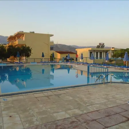 Oasis Apartahotel Tigaki